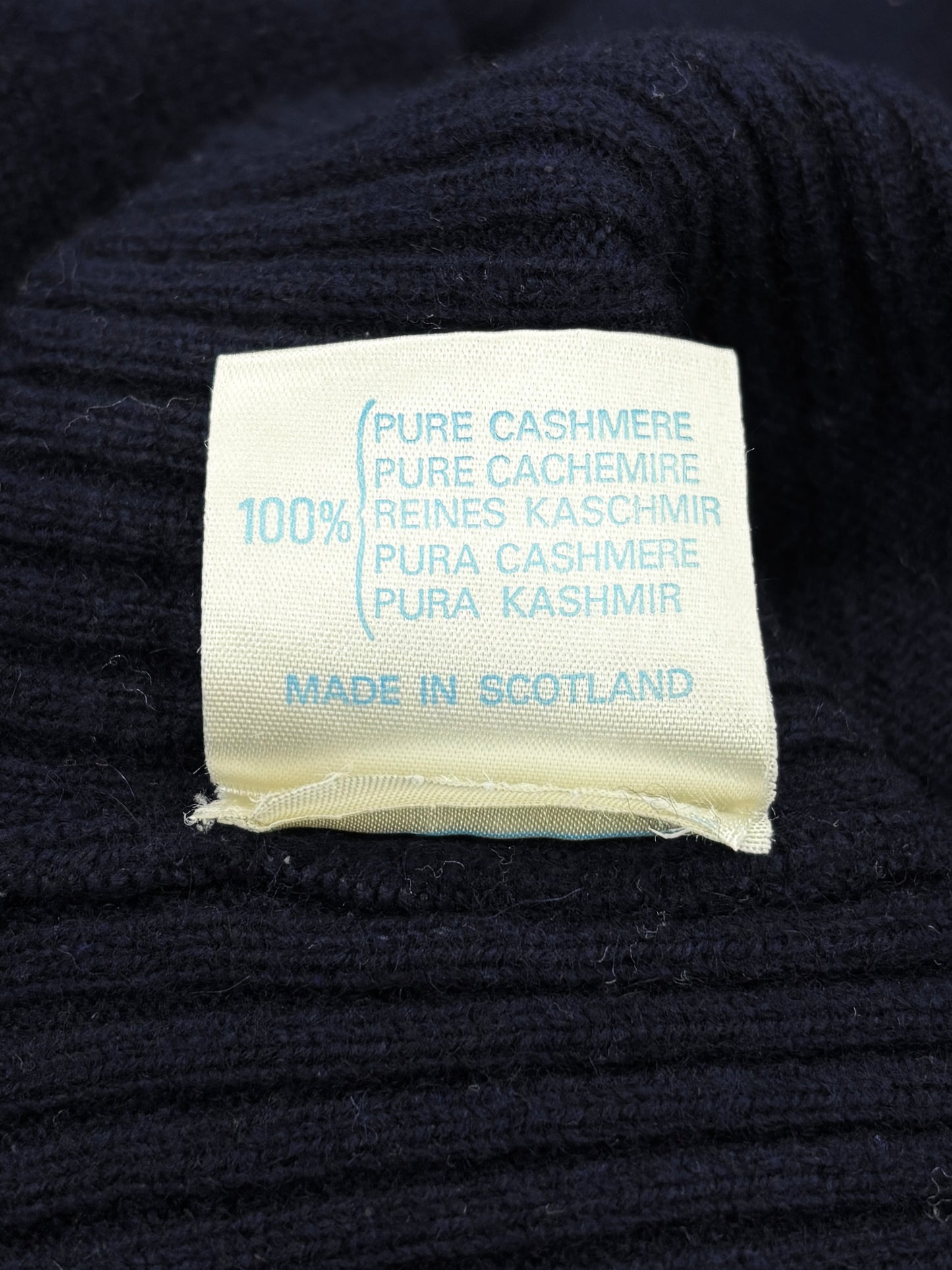 Circa1980s Pure cashmere V-neck knit