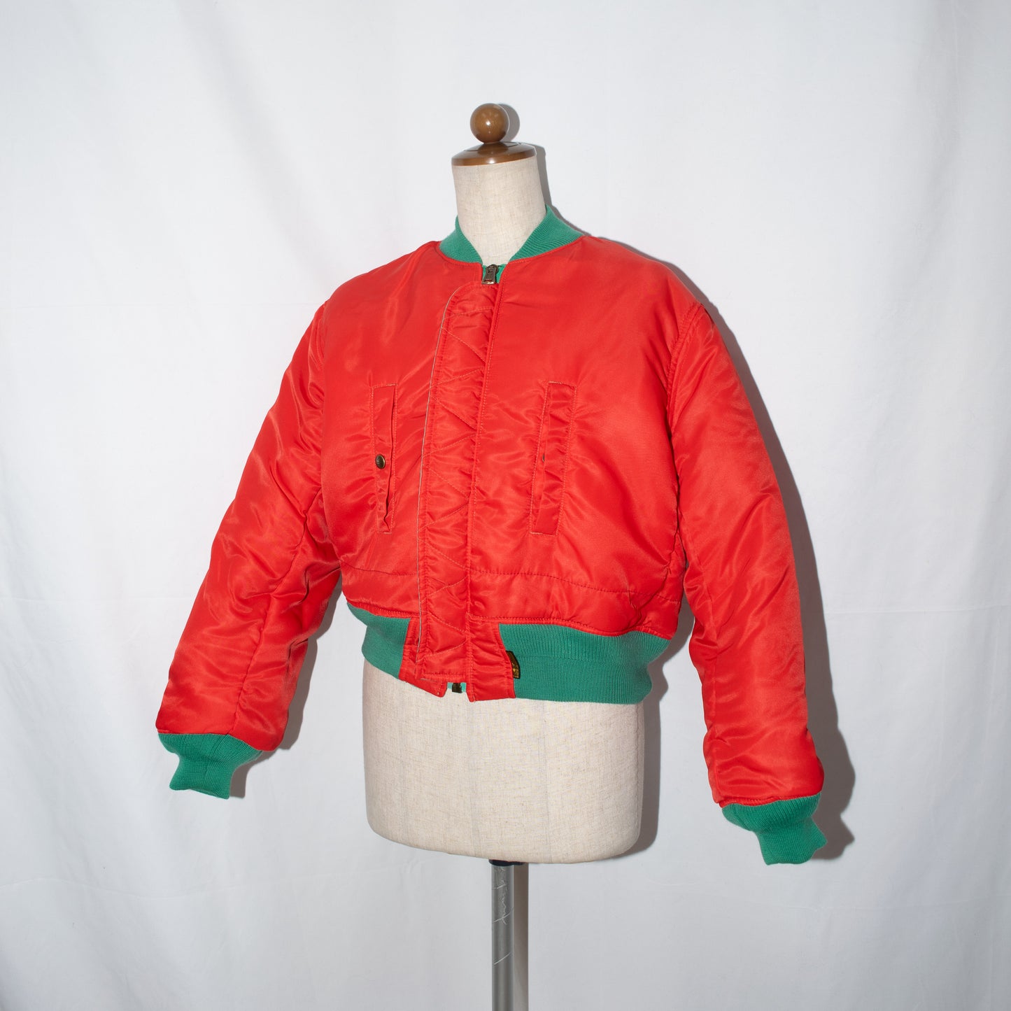 1982aw nylon puffy bomber jacket