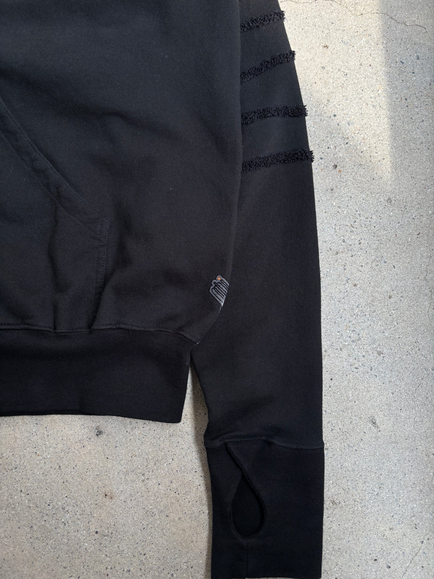 Shifted zip-up embroidered sweat