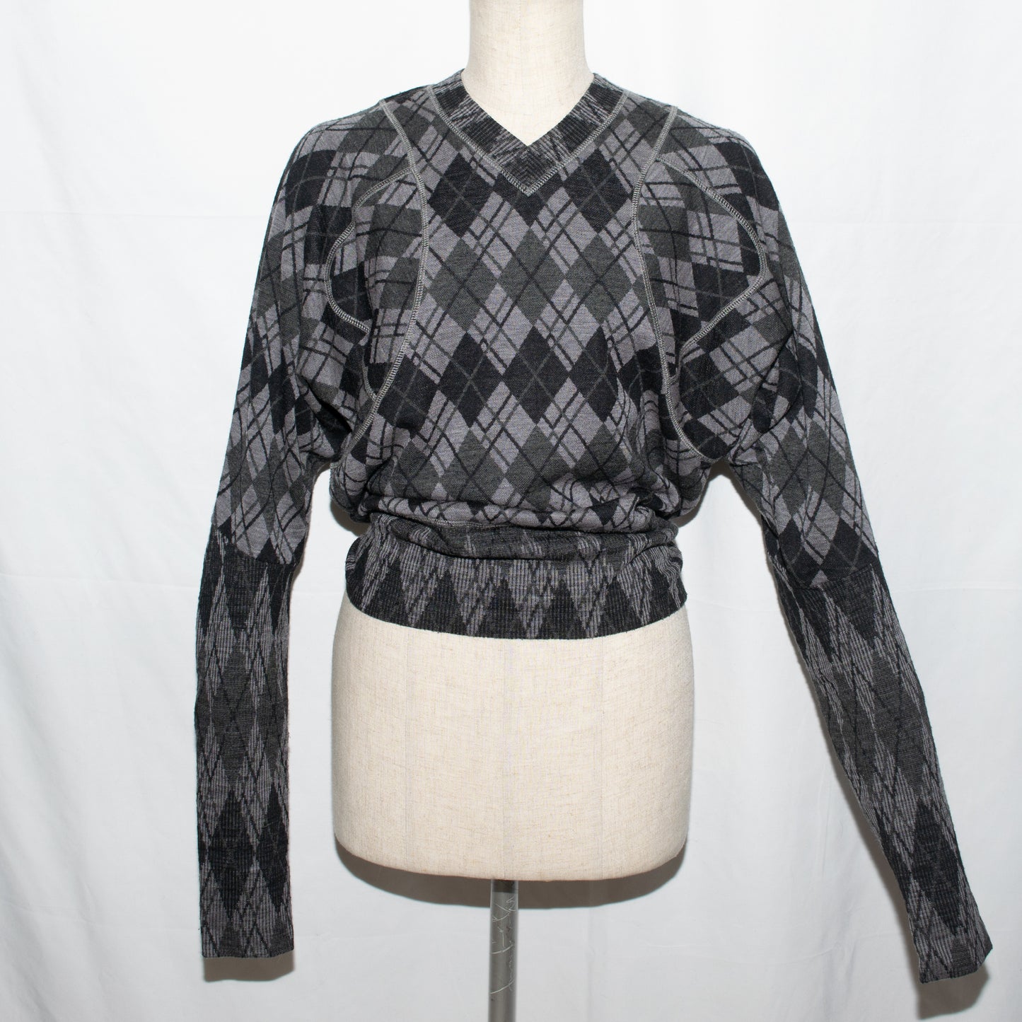 1990s Crazy pattern V-neck argyle design knit