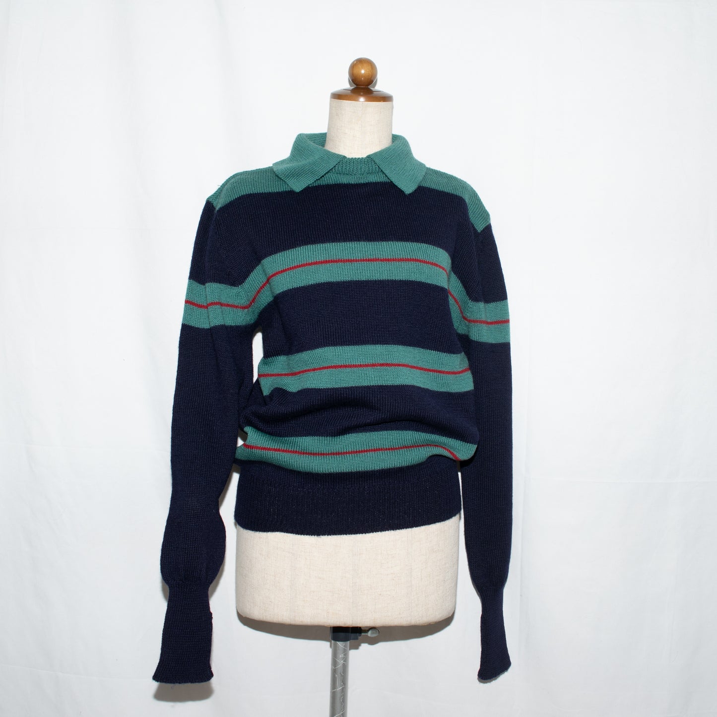 Circa1980s Collared border purewool jumper