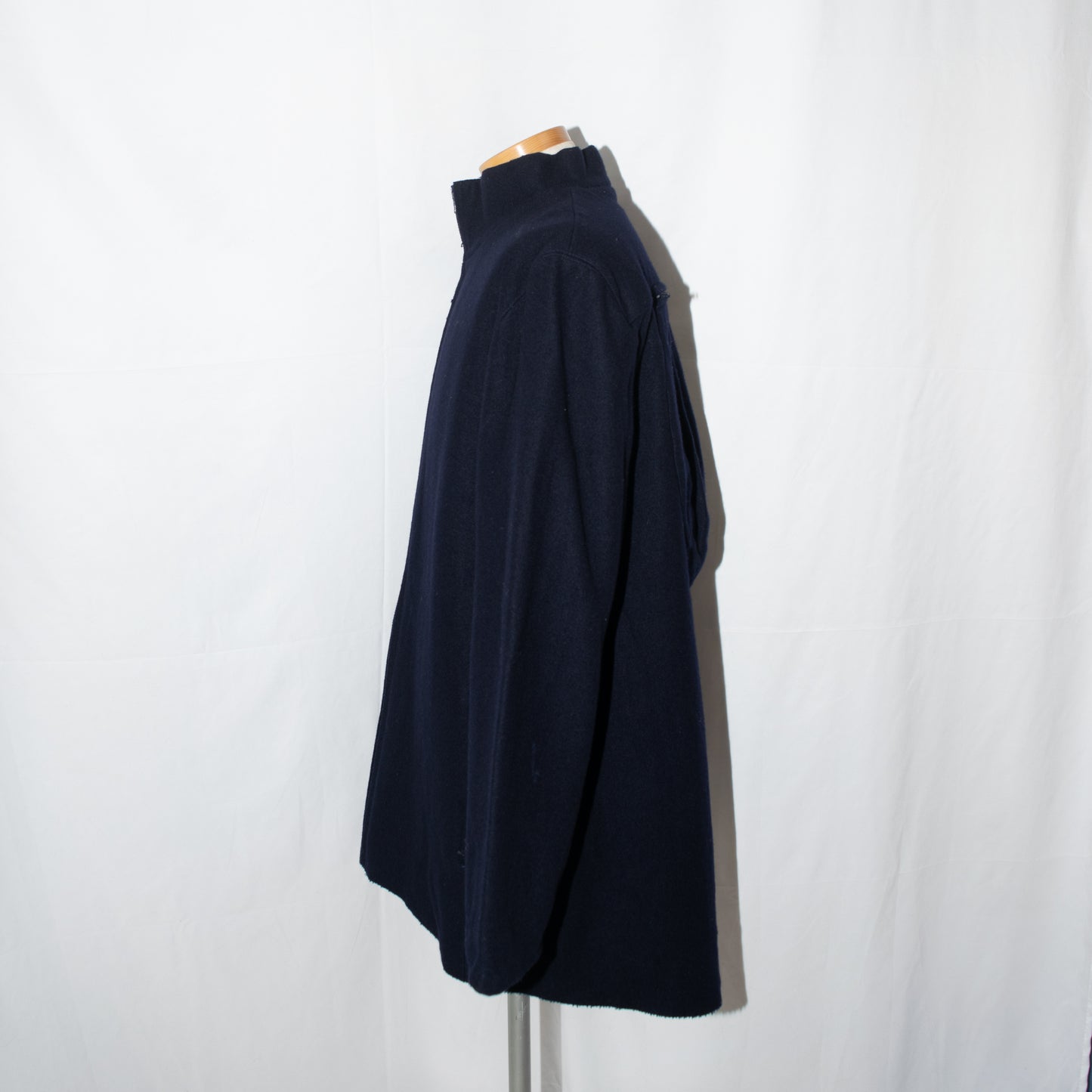 1999s Cut-off technical wool coats with back-pocket