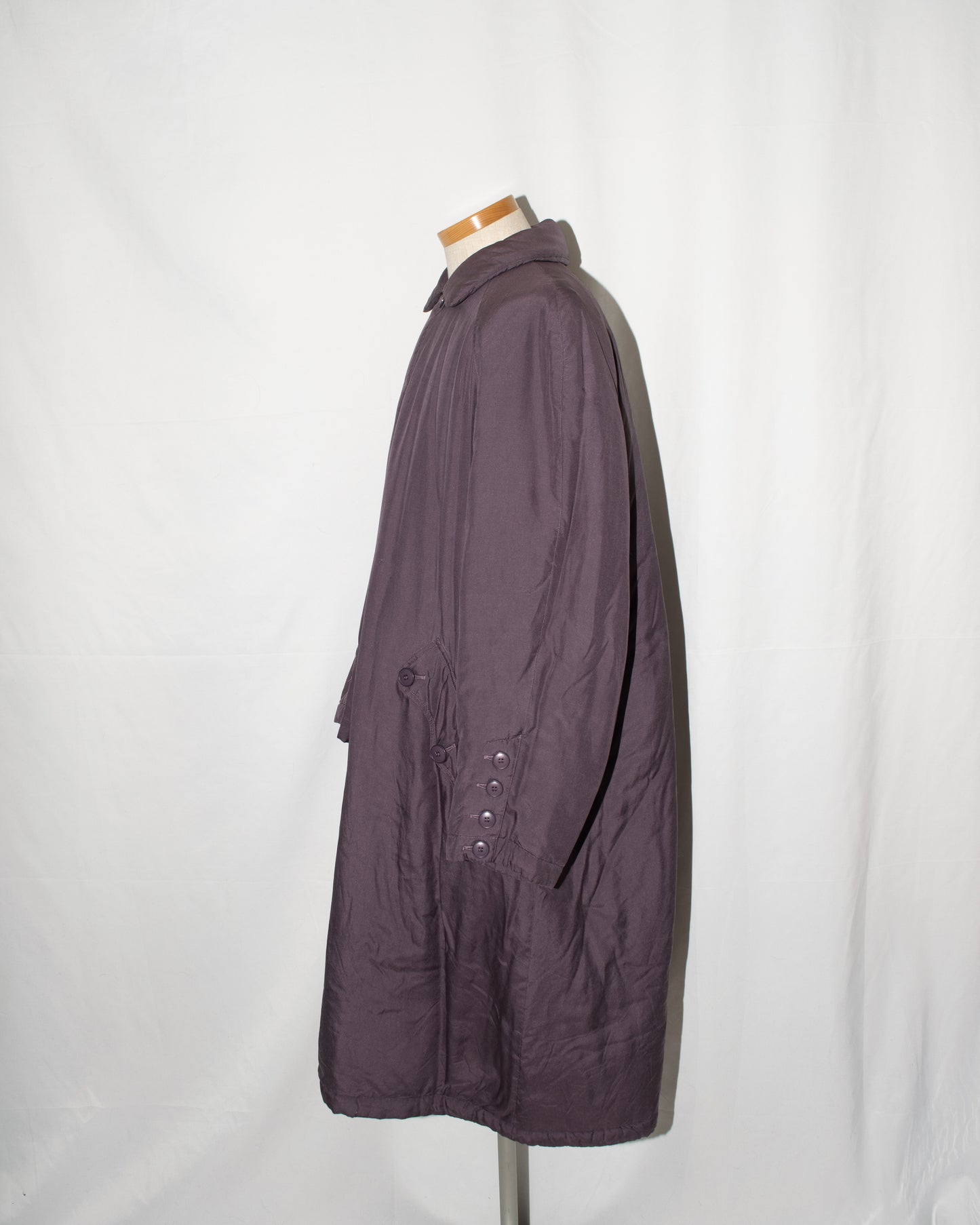 1990s Silk puffy A-line silhouette long coat