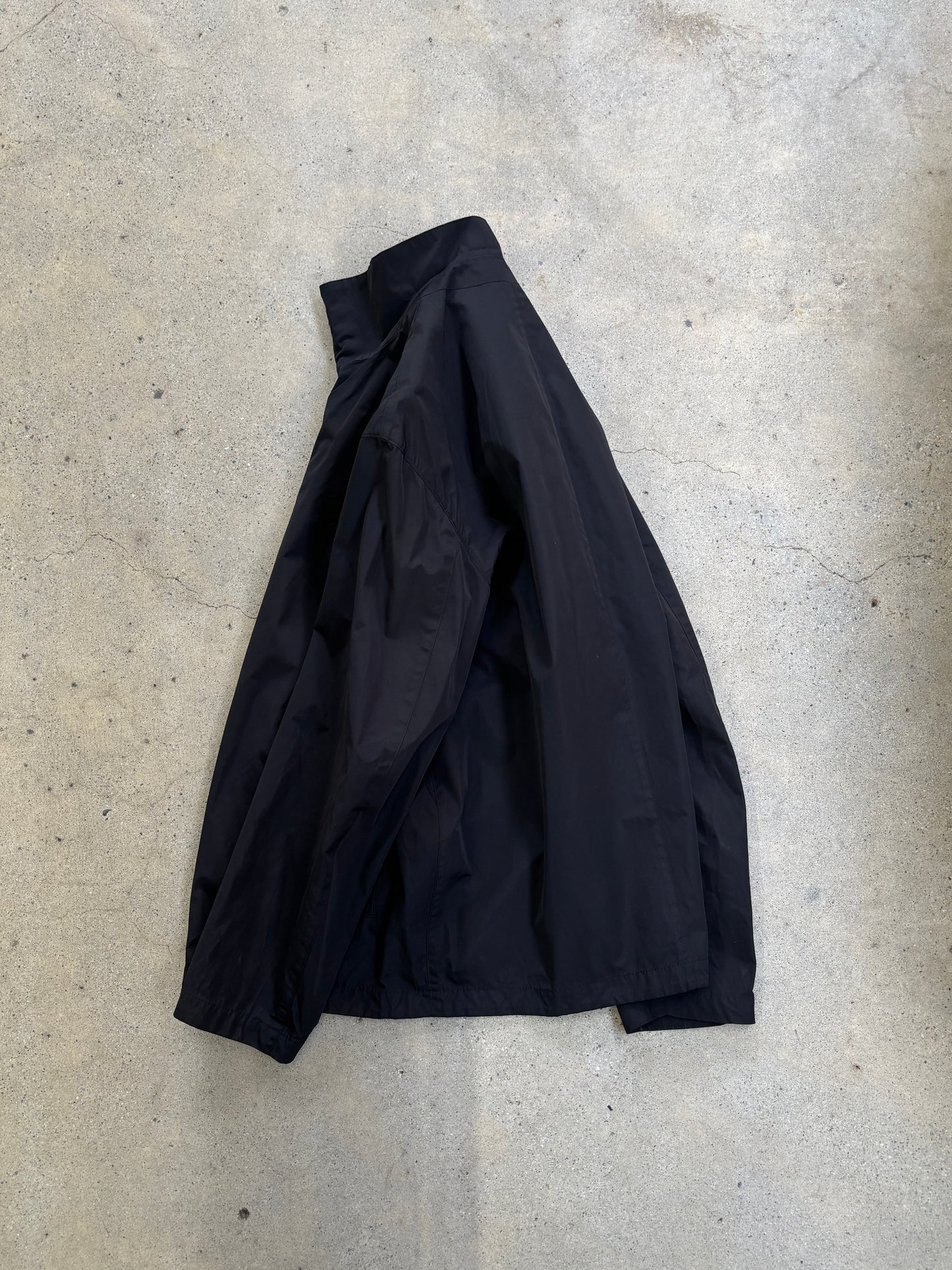 Double zip-up lightweight nylon jacket